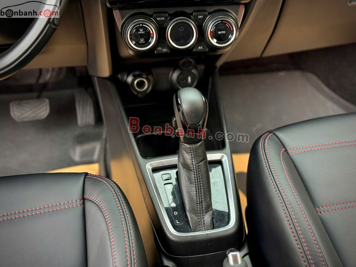 Bán ô tô Suzuki Swift GLX 1.2 AT - 2022 - xe cũ