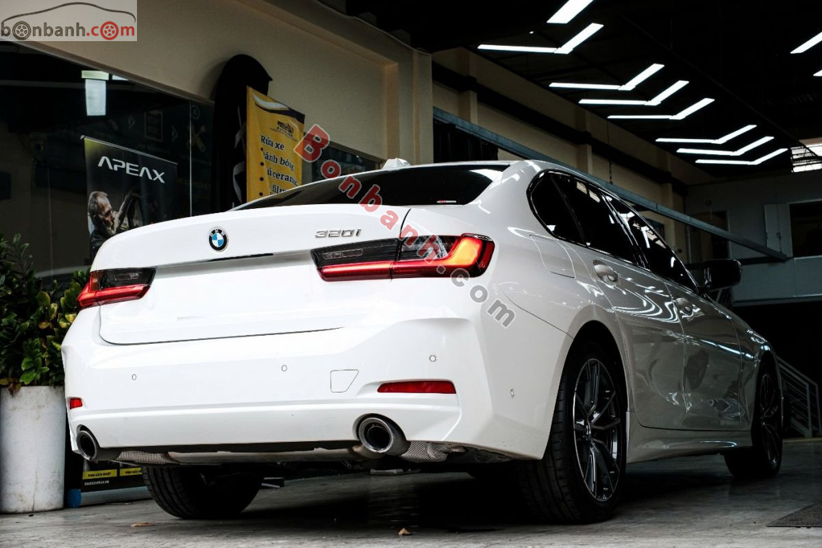 Bán ô tô BMW 3 Series 320i Sport Line - 2024 - xe cũ