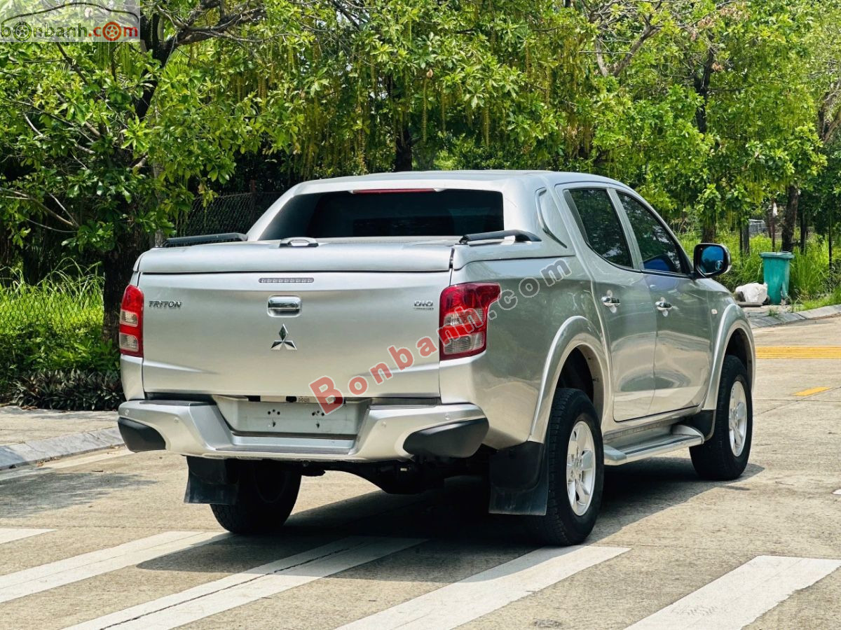 Bán ô tô Mitsubishi Triton 4x2 AT - 2019 - xe cũ