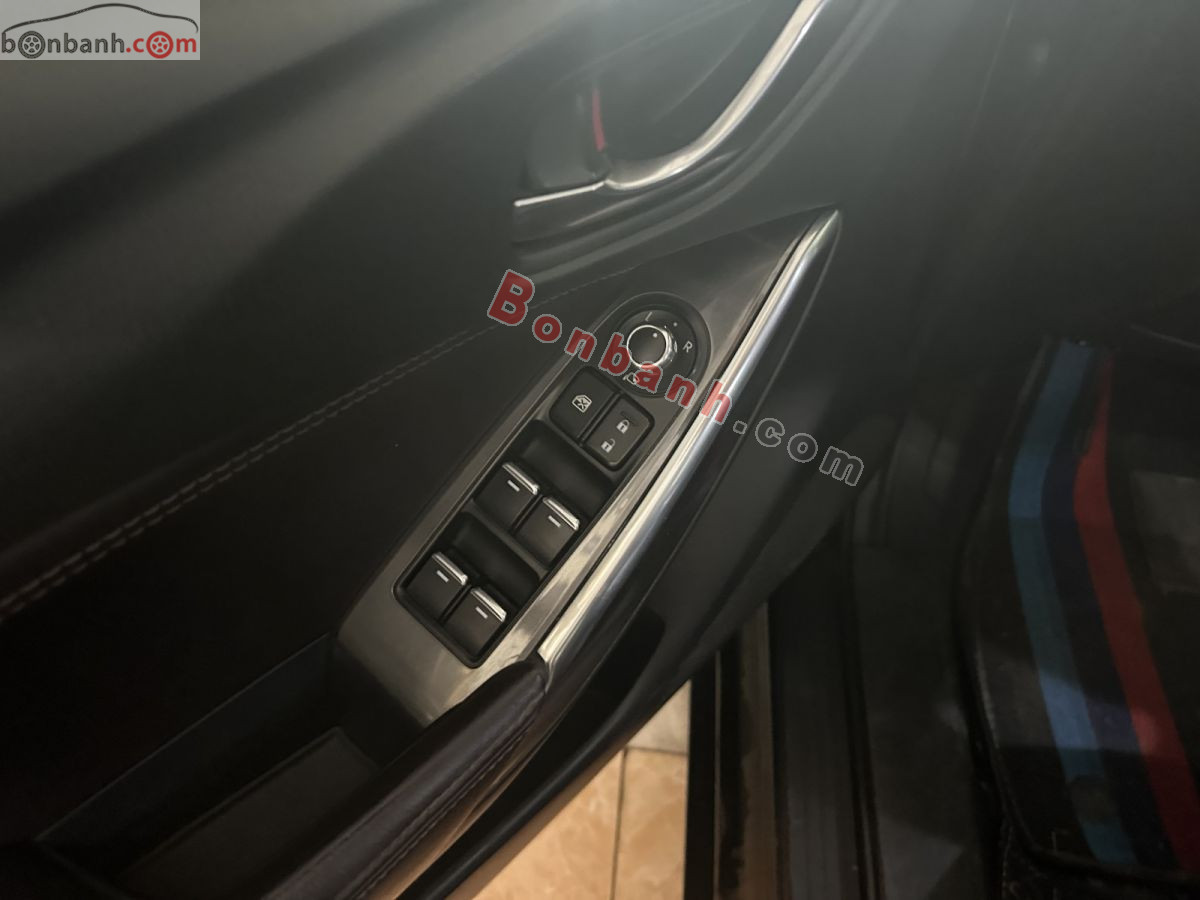 Bán ô tô Mazda 6 Premium 2.0 AT - 2017 - xe cũ
