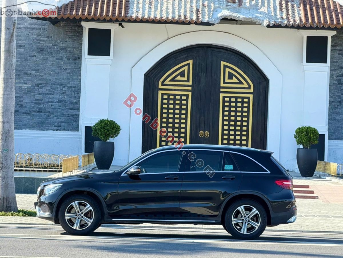 Bán ô tô Mercedes Benz GLC 200 - 2018 - xe cũ
