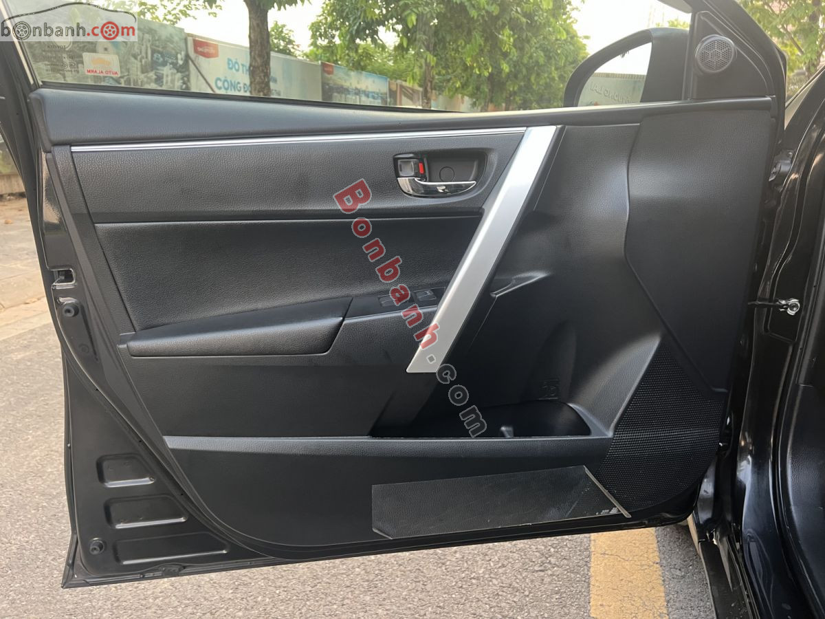 Bán ô tô Toyota Corolla altis 2.0V AT - 2017 - xe cũ