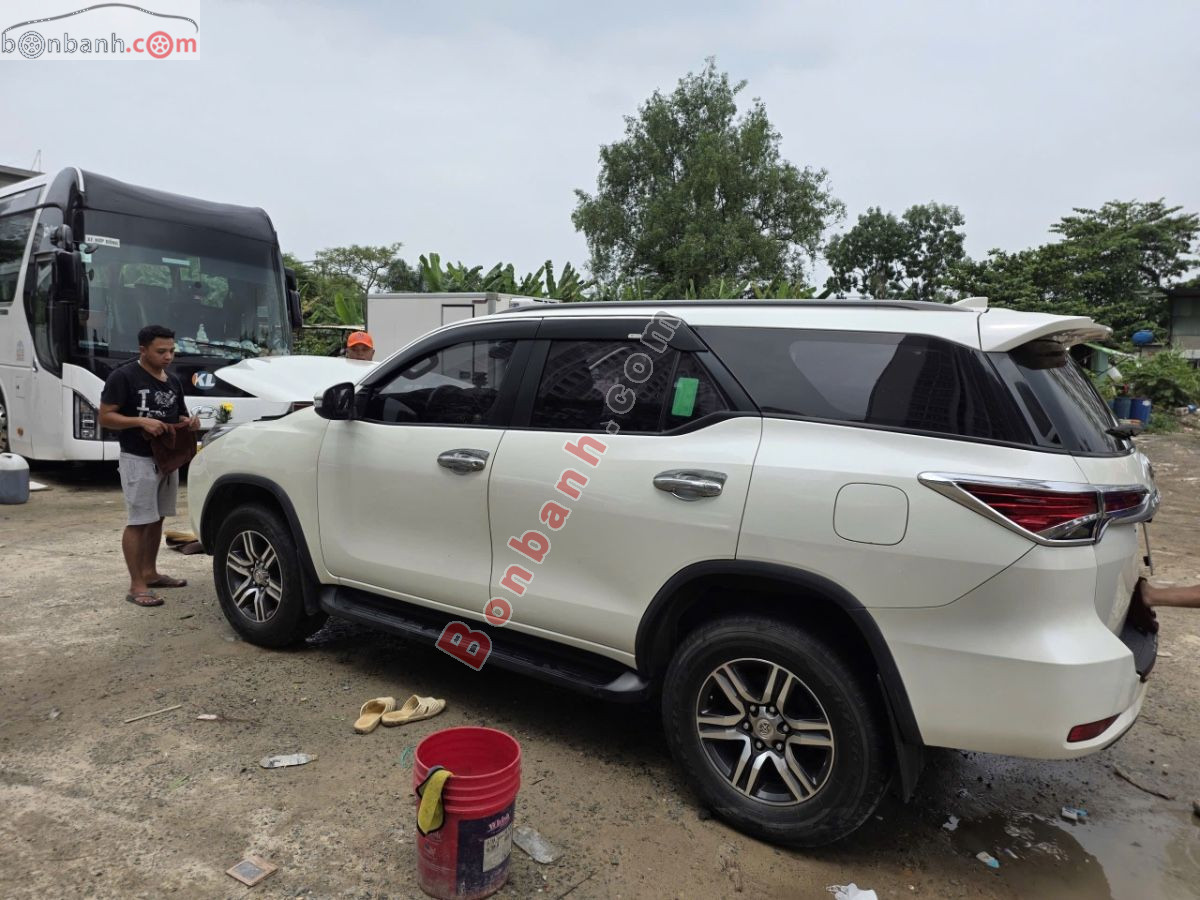 Bán ô tô Toyota Fortuner 2.4G 4x2 MT - 2017 - xe cũ