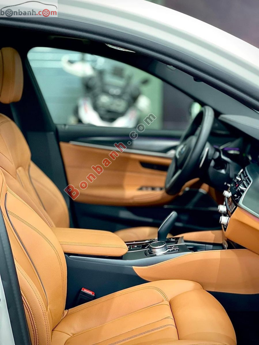 Bán ô tô BMW 5 Series 520i M Sport - 2023 - xe mới