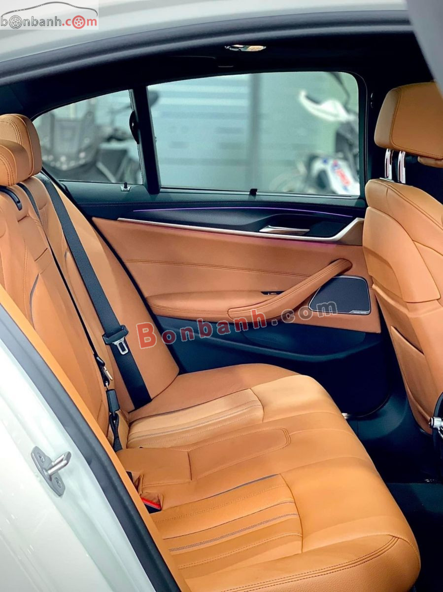 Bán ô tô BMW 5 Series 520i M Sport - 2023 - xe mới
