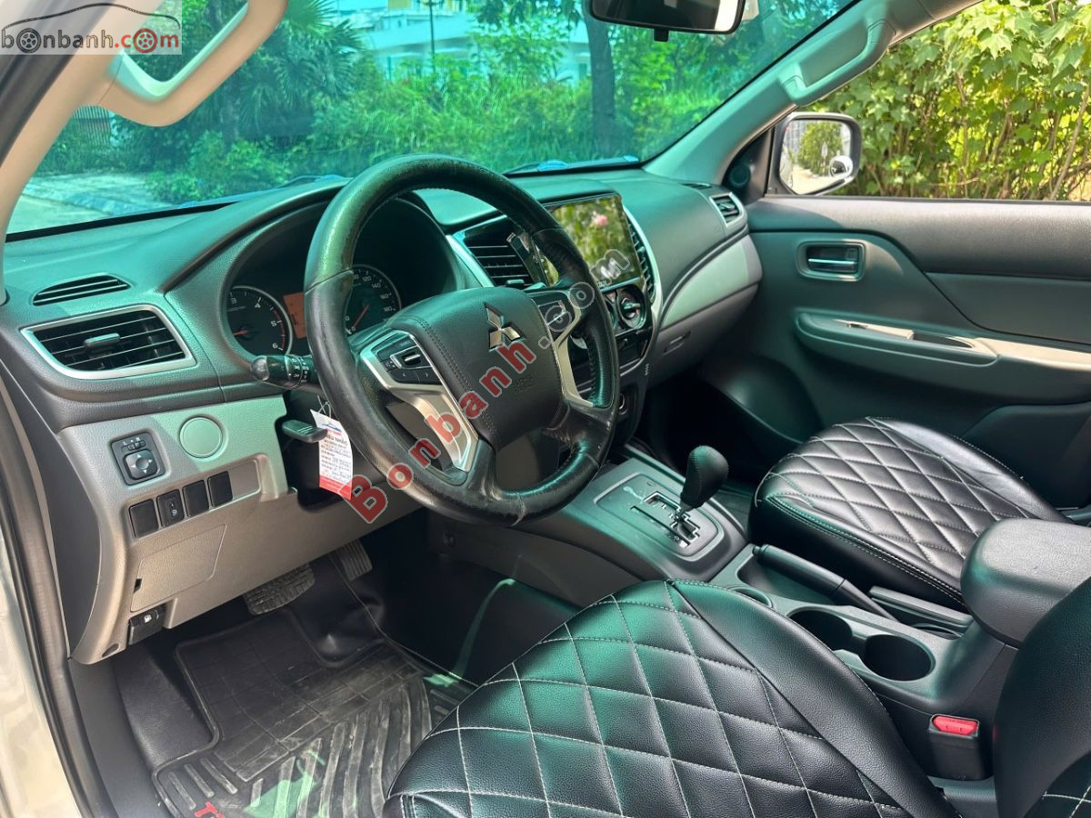 Bán ô tô Mitsubishi Triton 4x2 AT - 2019 - xe cũ