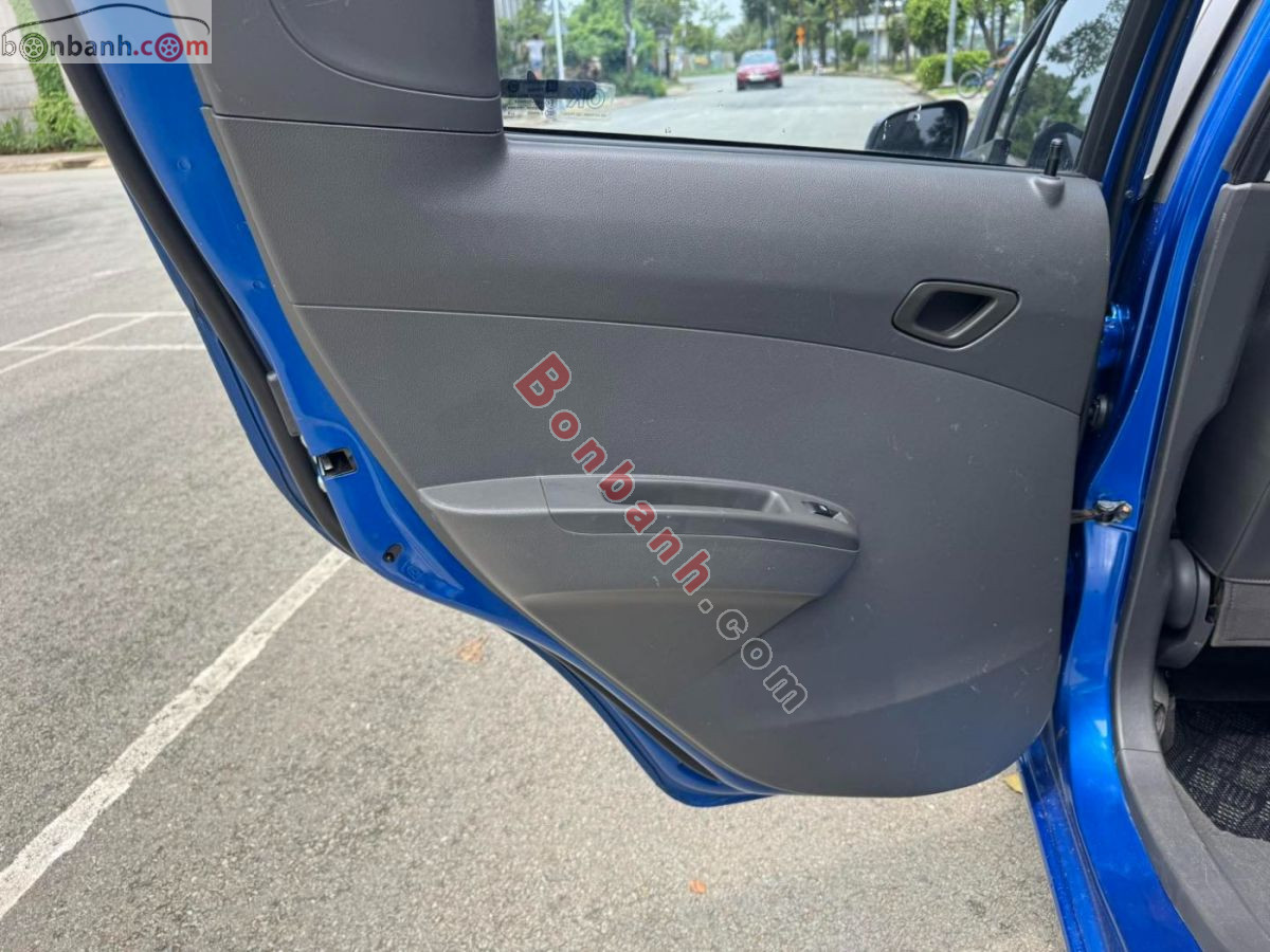 Bán ô tô Chevrolet Spark LTZ 1.0 AT - 2013 - xe cũ