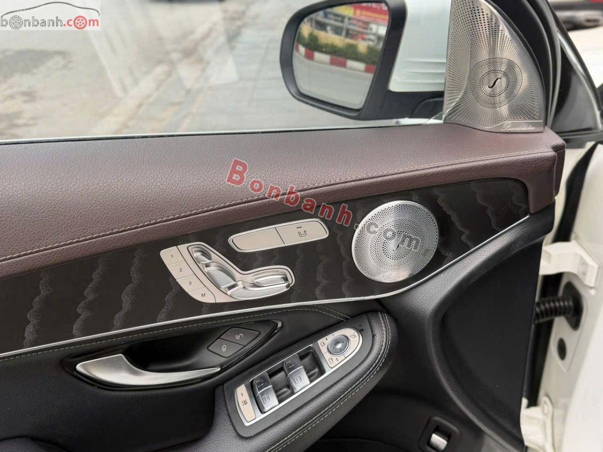 Bán ô tô Mercedes Benz GLC 250 4Matic - 2018 - xe cũ