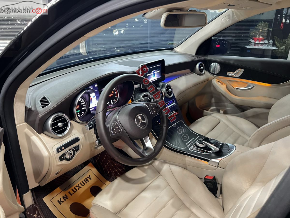 Bán ô tô Mercedes Benz GLC 300 4Matic - 2018 - xe cũ