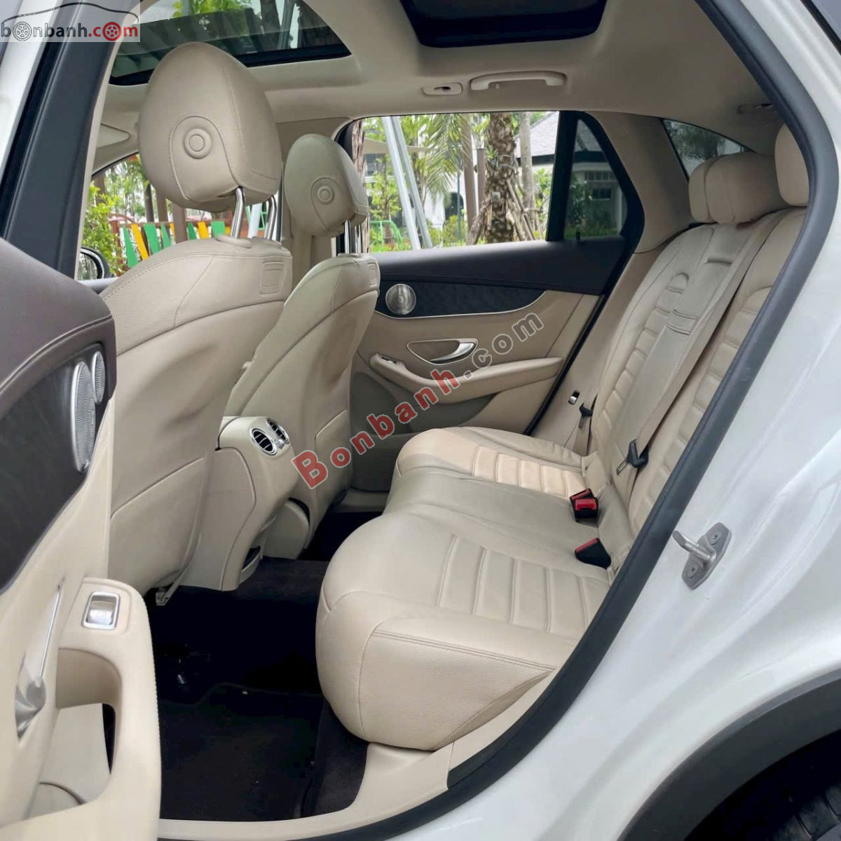 Bán ô tô Mercedes Benz GLC 300 4Matic - 2016 - xe cũ