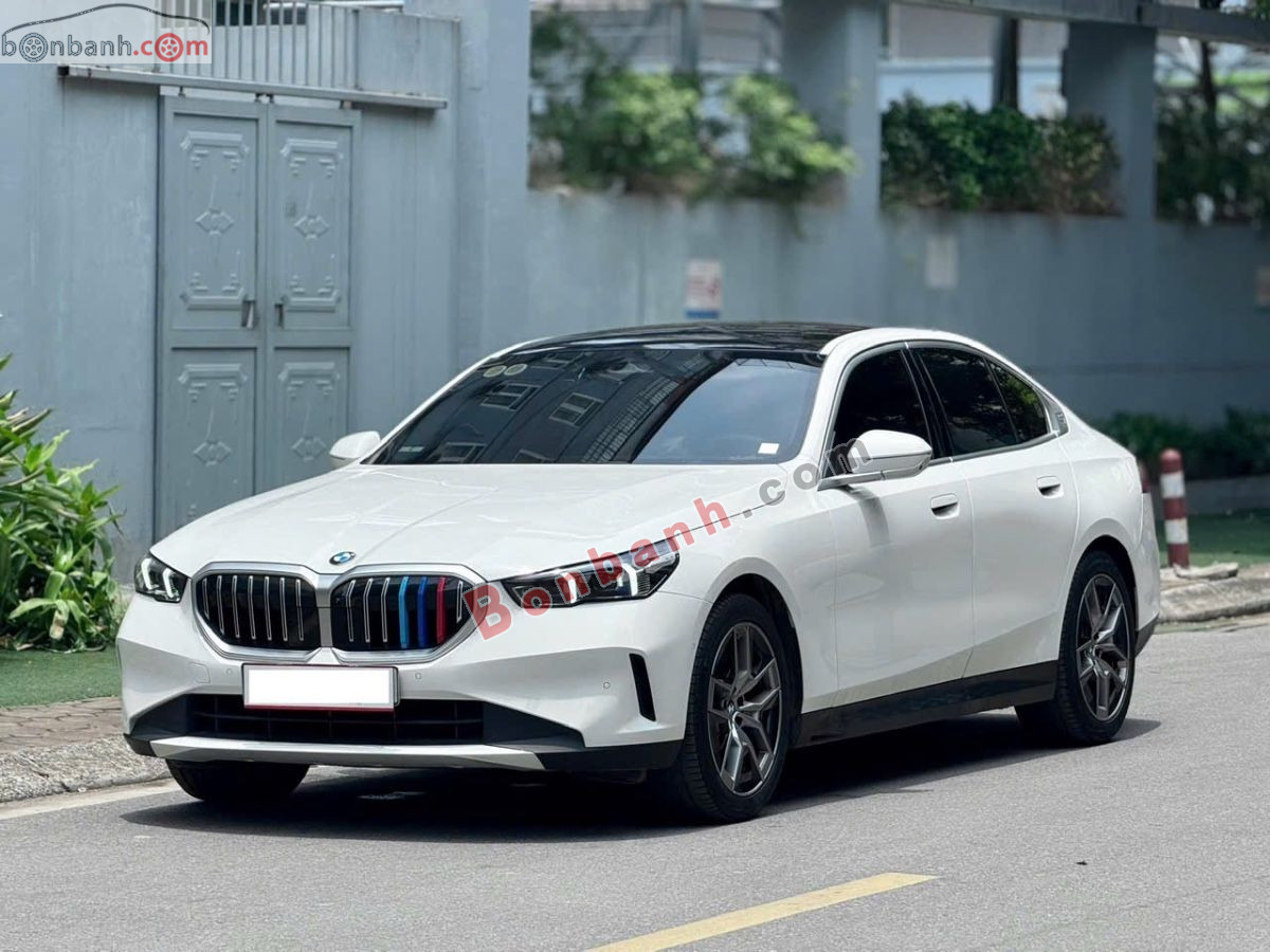 Bán ô tô BMW 5 Series 520i - 2025 - xe cũ