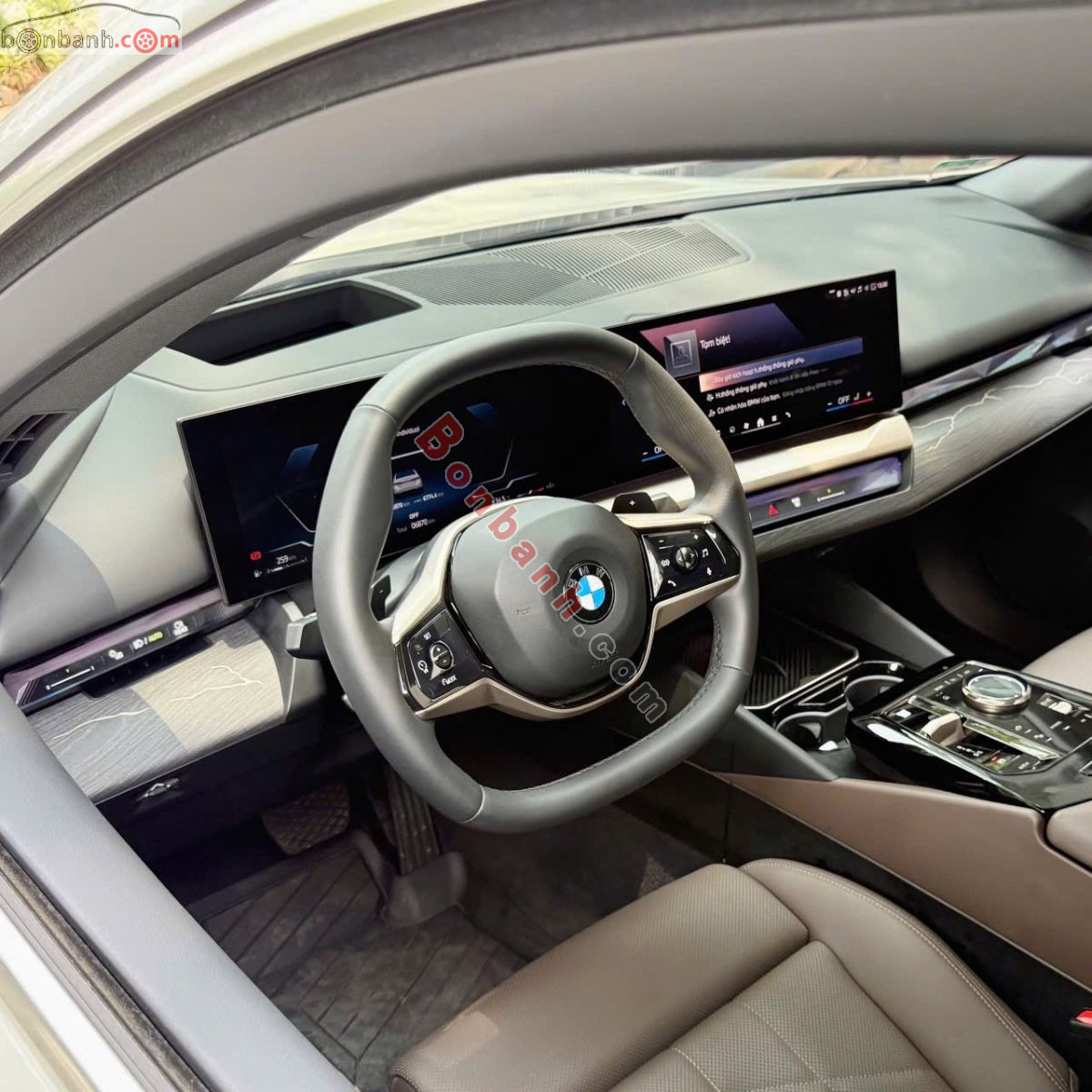 Bán ô tô BMW 5 Series 520i - 2025 - xe cũ
