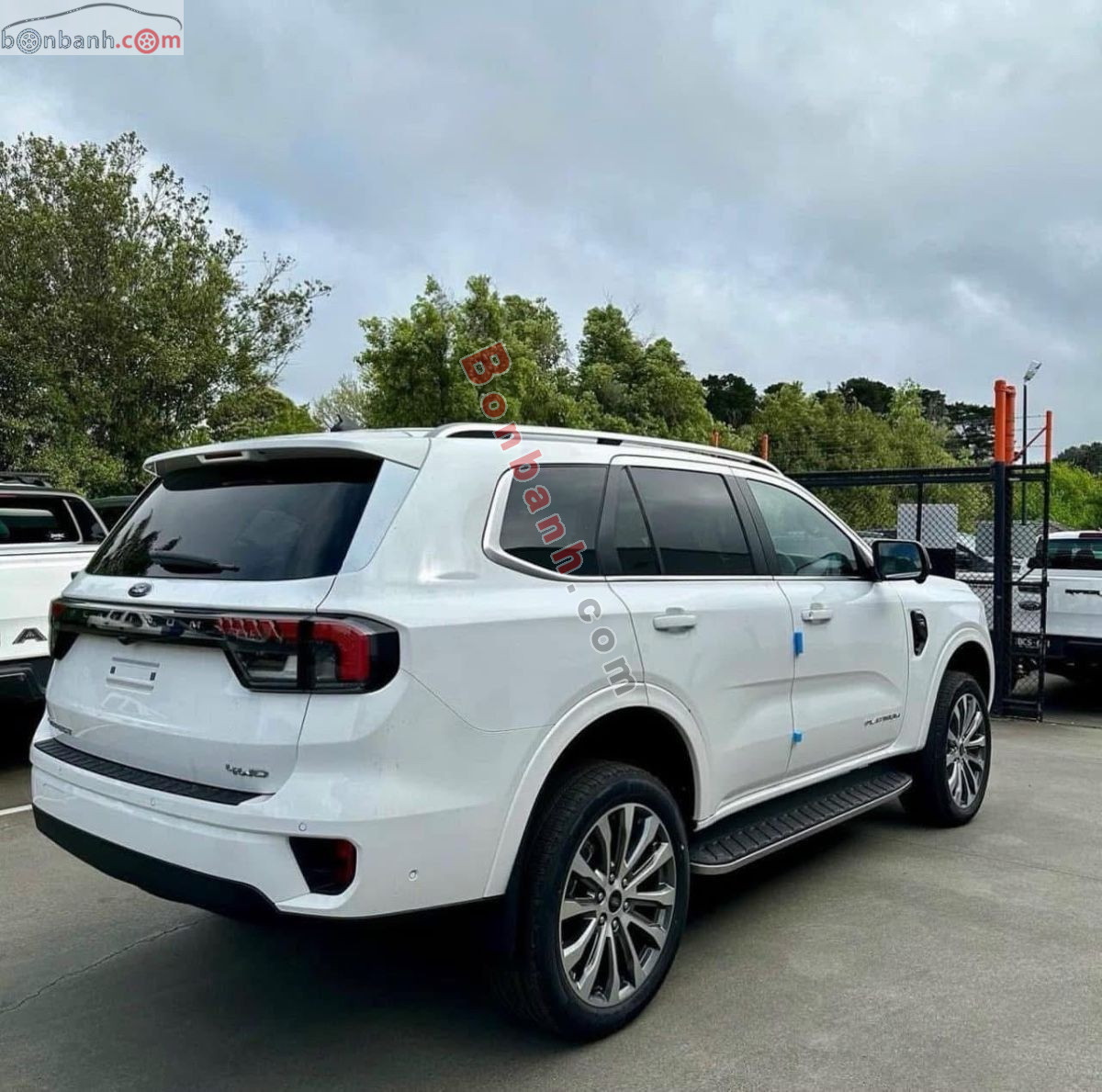 Bán ô tô Ford Everest Platinum+ 2.3L 4x4 AT - 2026 - xe mới