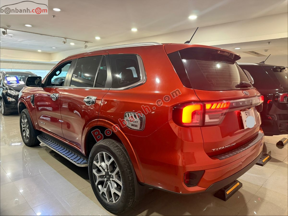 Bán ô tô Ford Everest Titanium 2.0L 4x2 AT - 2022 - xe cũ