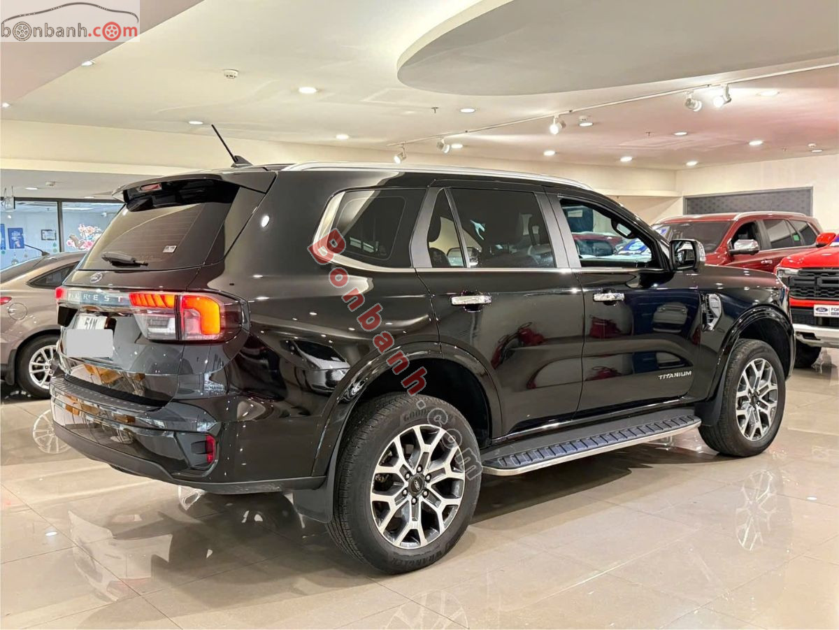 Bán ô tô Ford Everest Titanium Plus 2.0L 4x4 AT - 2025 - xe cũ