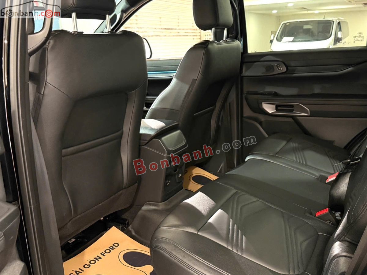 Bán ô tô Ford Everest Titanium Plus 2.0L 4x4 AT - 2025 - xe cũ