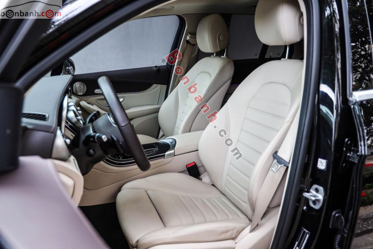 Bán ô tô Mercedes Benz GLC 300 4Matic - 2021 - xe cũ
