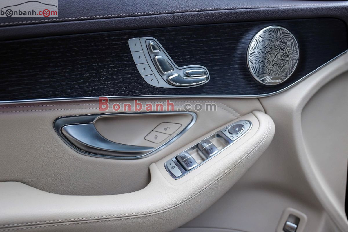 Bán ô tô Mercedes Benz GLC 300 4Matic - 2021 - xe cũ