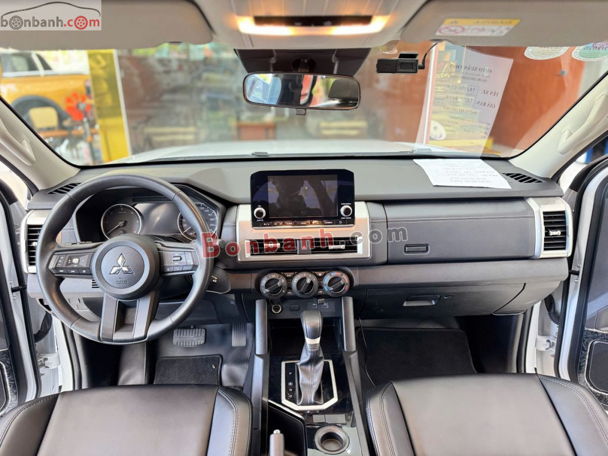 Bán ô tô Mitsubishi Triton GLX 2WD AT - 2024 - xe cũ