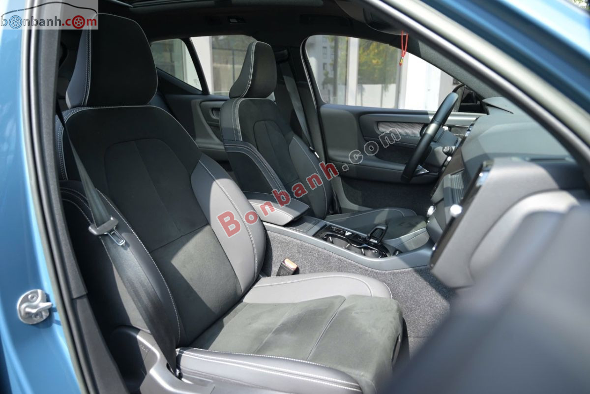 Bán ô tô Volvo XC40 Ultimate B5 AWD - 2023 - xe cũ