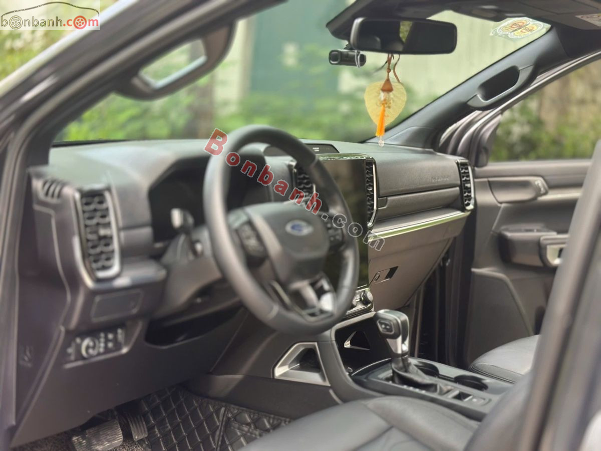 Bán ô tô Ford Everest Titanium 2.0L 4x2 AT - 2022 - xe cũ