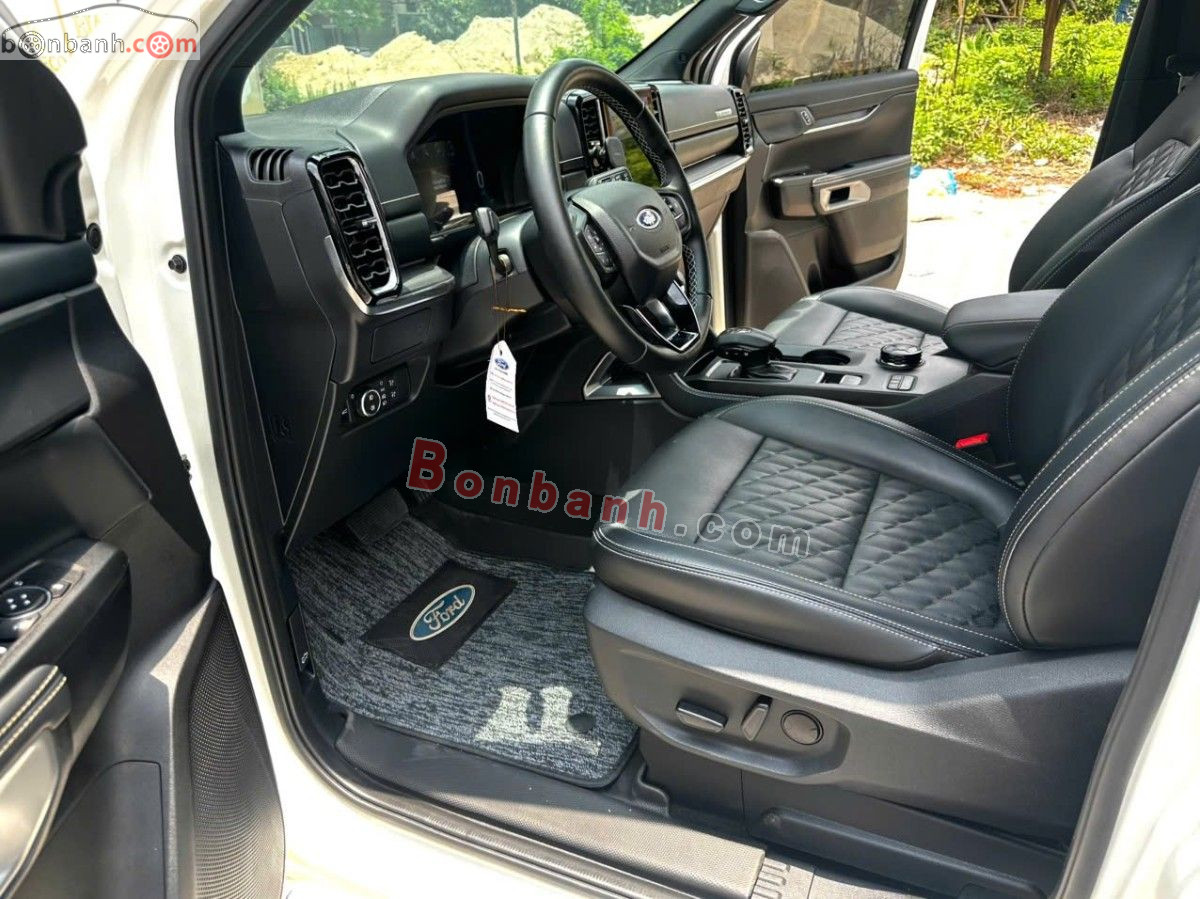 Bán ô tô Ford Everest Platinum 2.0L 4x4 AT - 2025 - xe cũ