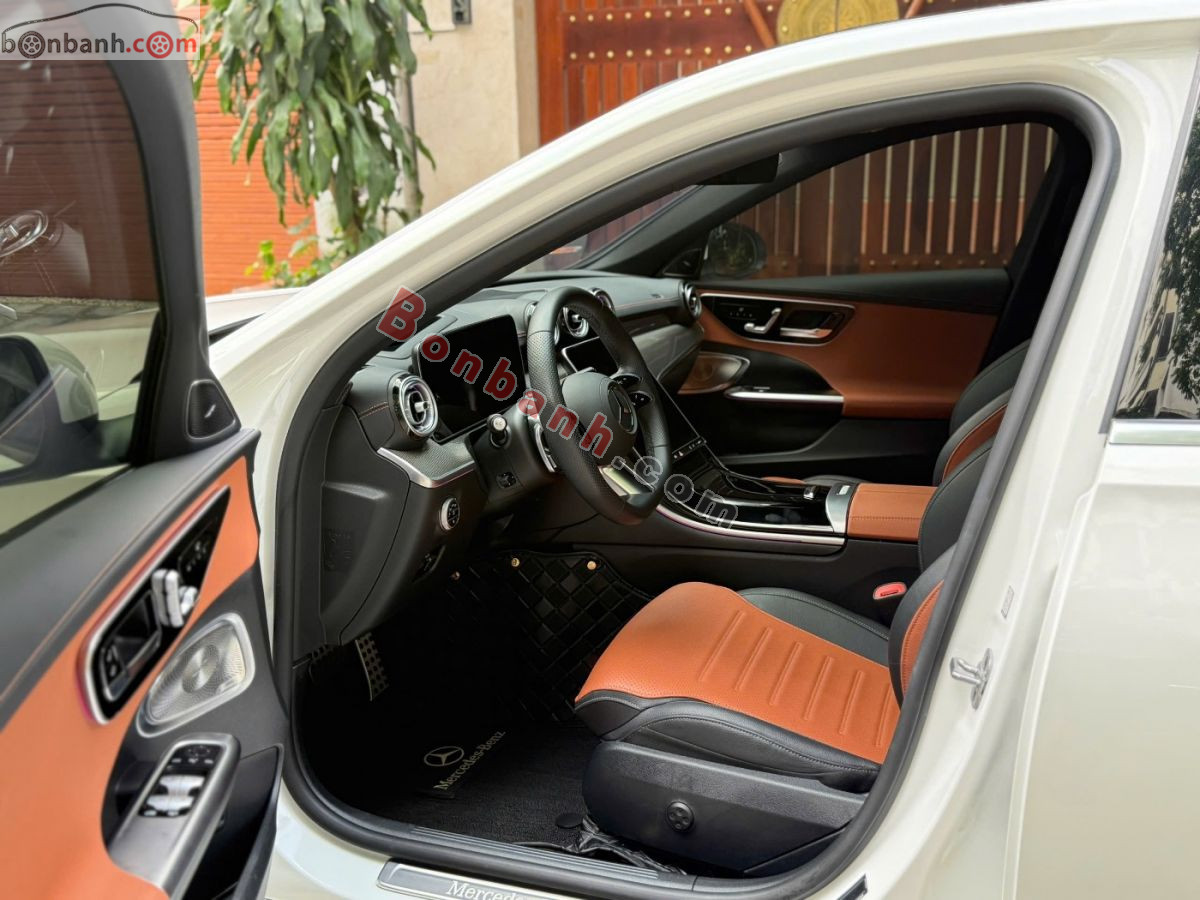 Bán ô tô Mercedes Benz C class C300 AMG - 2025 - xe cũ
