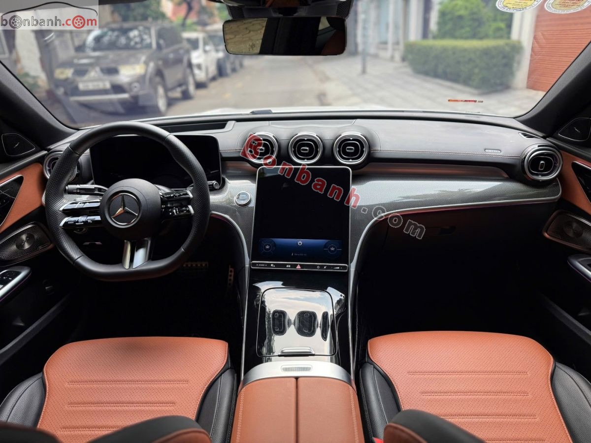 Bán ô tô Mercedes Benz C class C300 AMG - 2025 - xe cũ