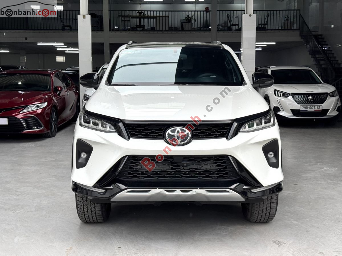 Bán ô tô Toyota Fortuner 2.4G 4x2 AT Legender - 2021 - xe cũ