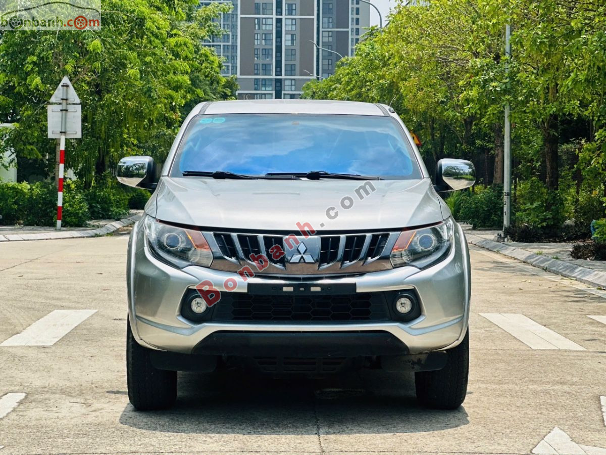 Bán ô tô Mitsubishi Triton 4x2 AT - 2019 - xe cũ