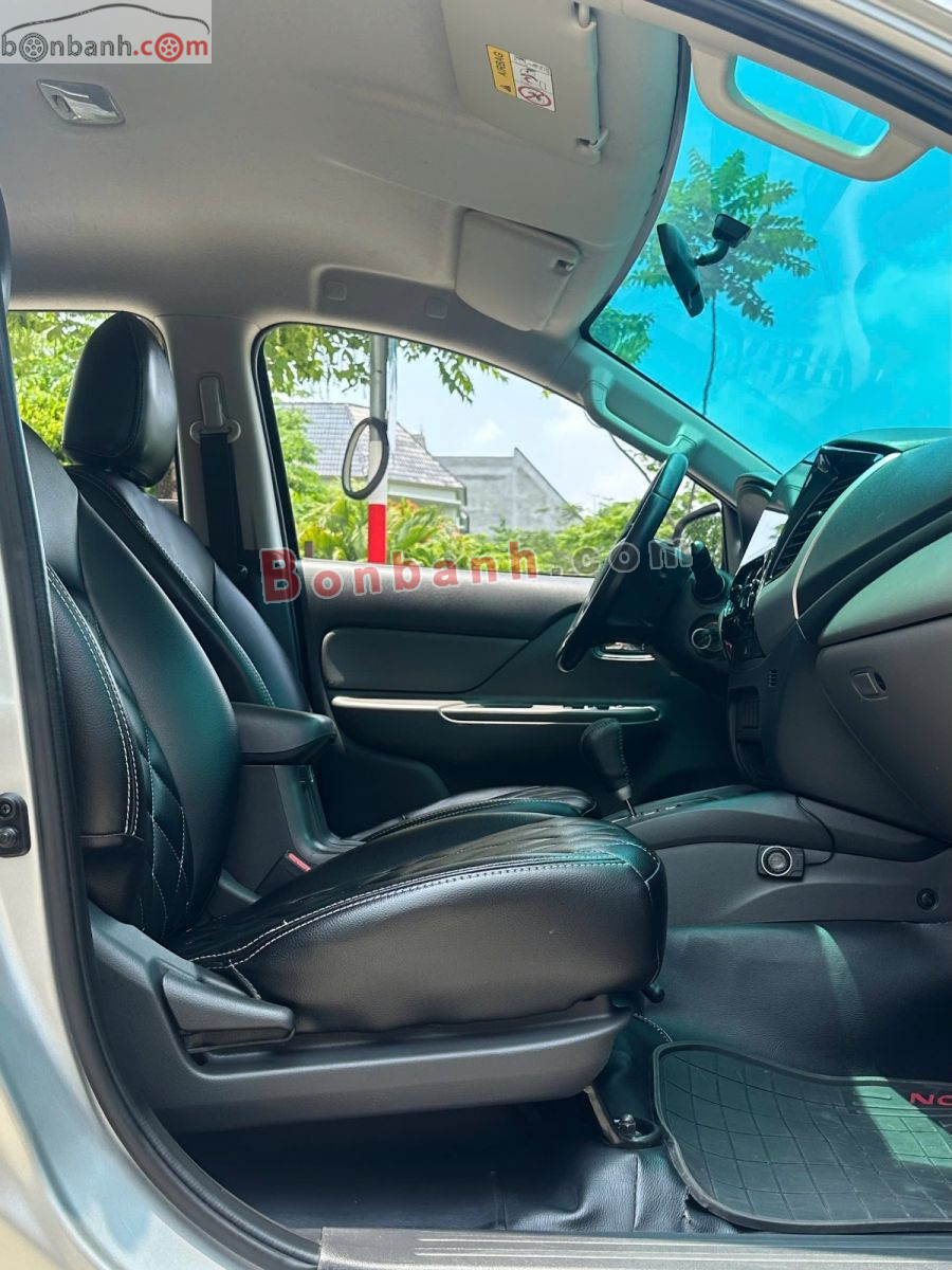 Bán ô tô Mitsubishi Triton 4x2 AT - 2019 - xe cũ
