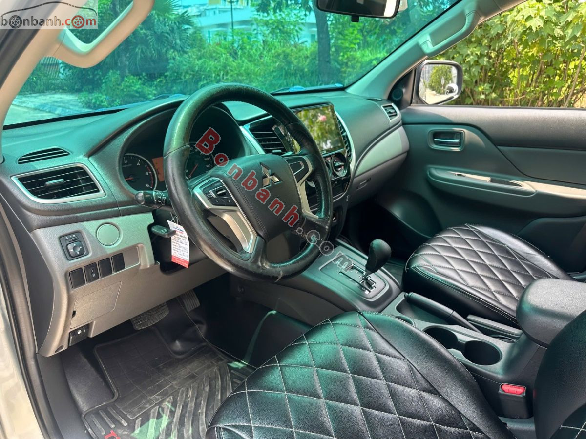 Bán ô tô Mitsubishi Triton 4x2 AT - 2019 - xe cũ