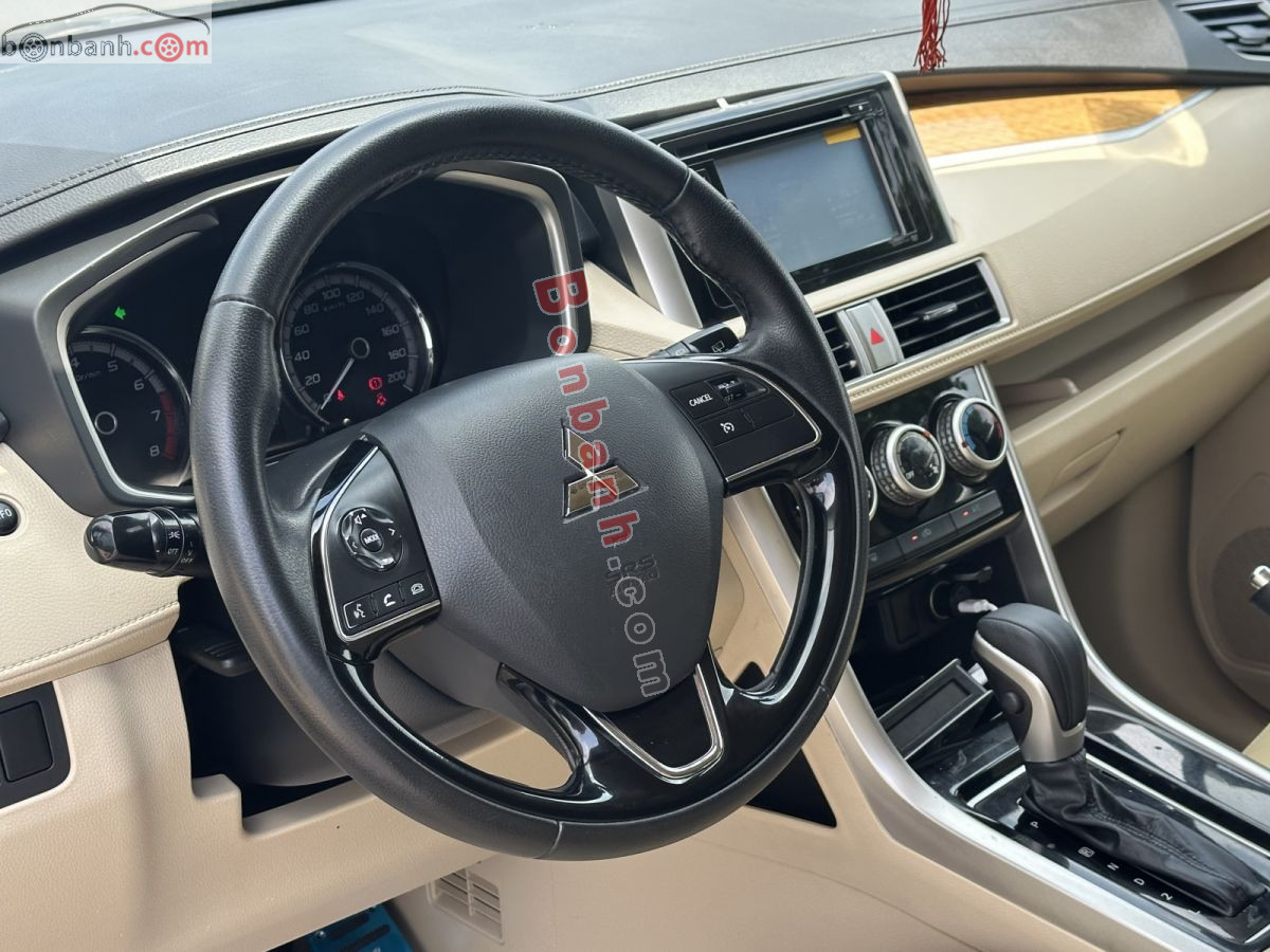 Bán ô tô Mitsubishi Xpander 1.5 AT - 2019 - xe cũ