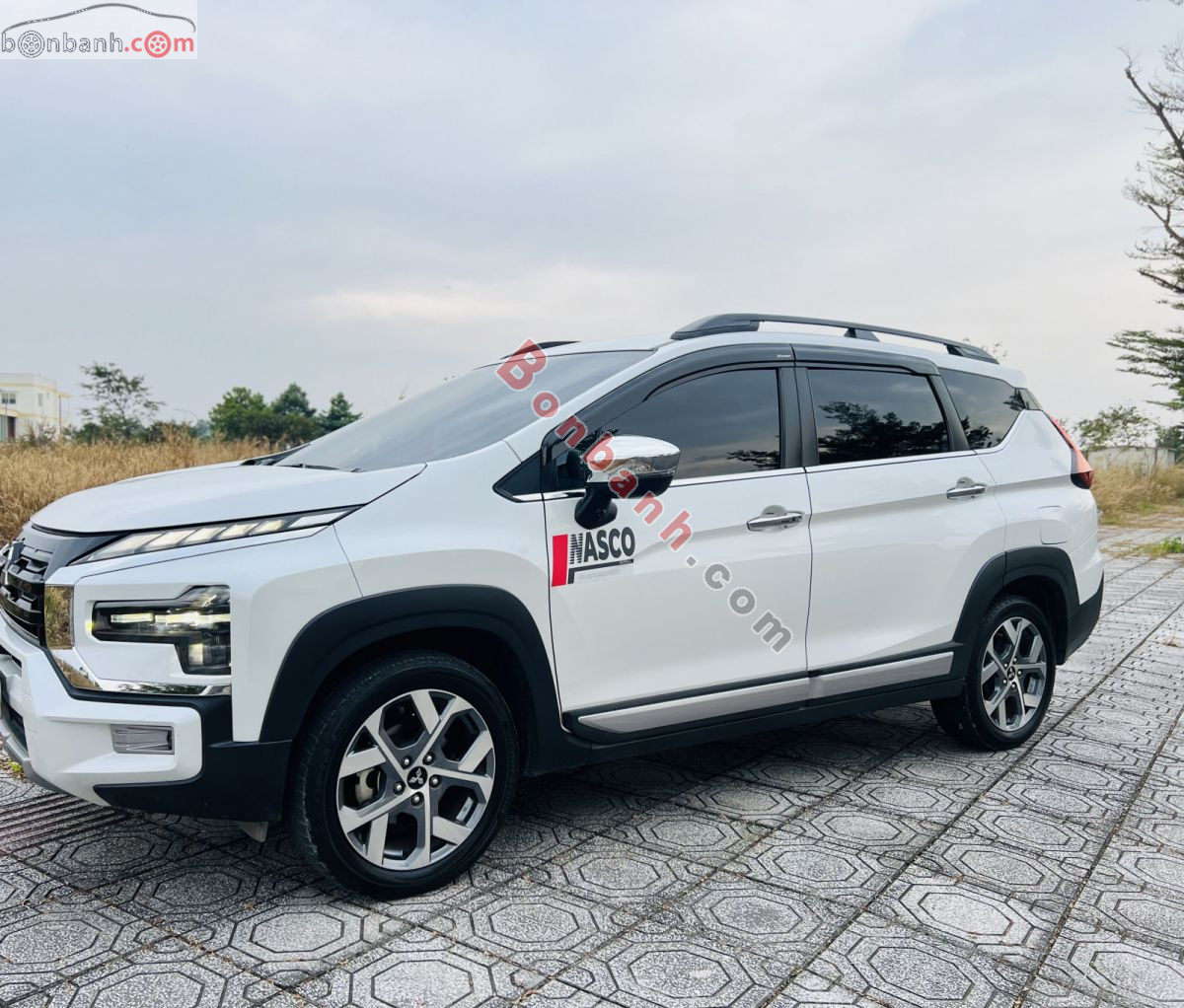 Bán ô tô Mitsubishi Xpander Cross 1.5 AT - 2024 - xe cũ