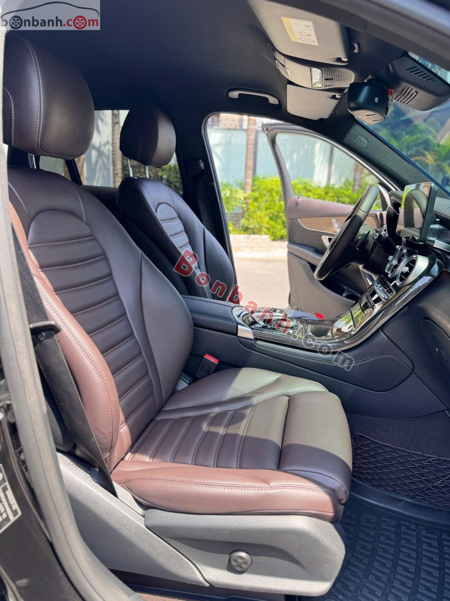 Bán ô tô Mercedes Benz GLC 250 4Matic - 2017 - xe cũ