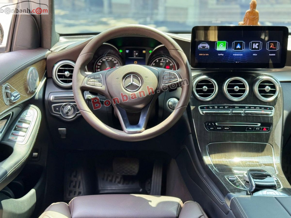 Bán ô tô Mercedes Benz GLC 250 4Matic - 2017 - xe cũ