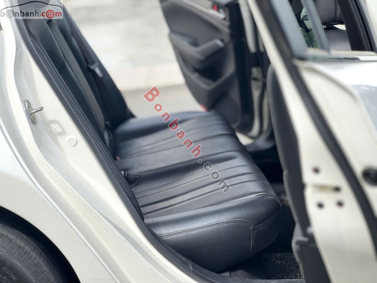 Bán ô tô Mazda 6 Luxury 2.0 AT - 2021 - xe cũ