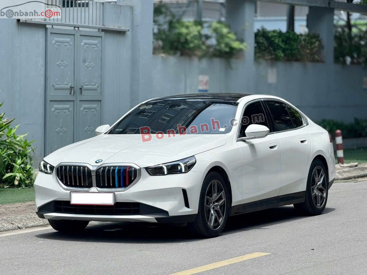 Bán ô tô BMW 5 Series 520i - 2025 - xe cũ