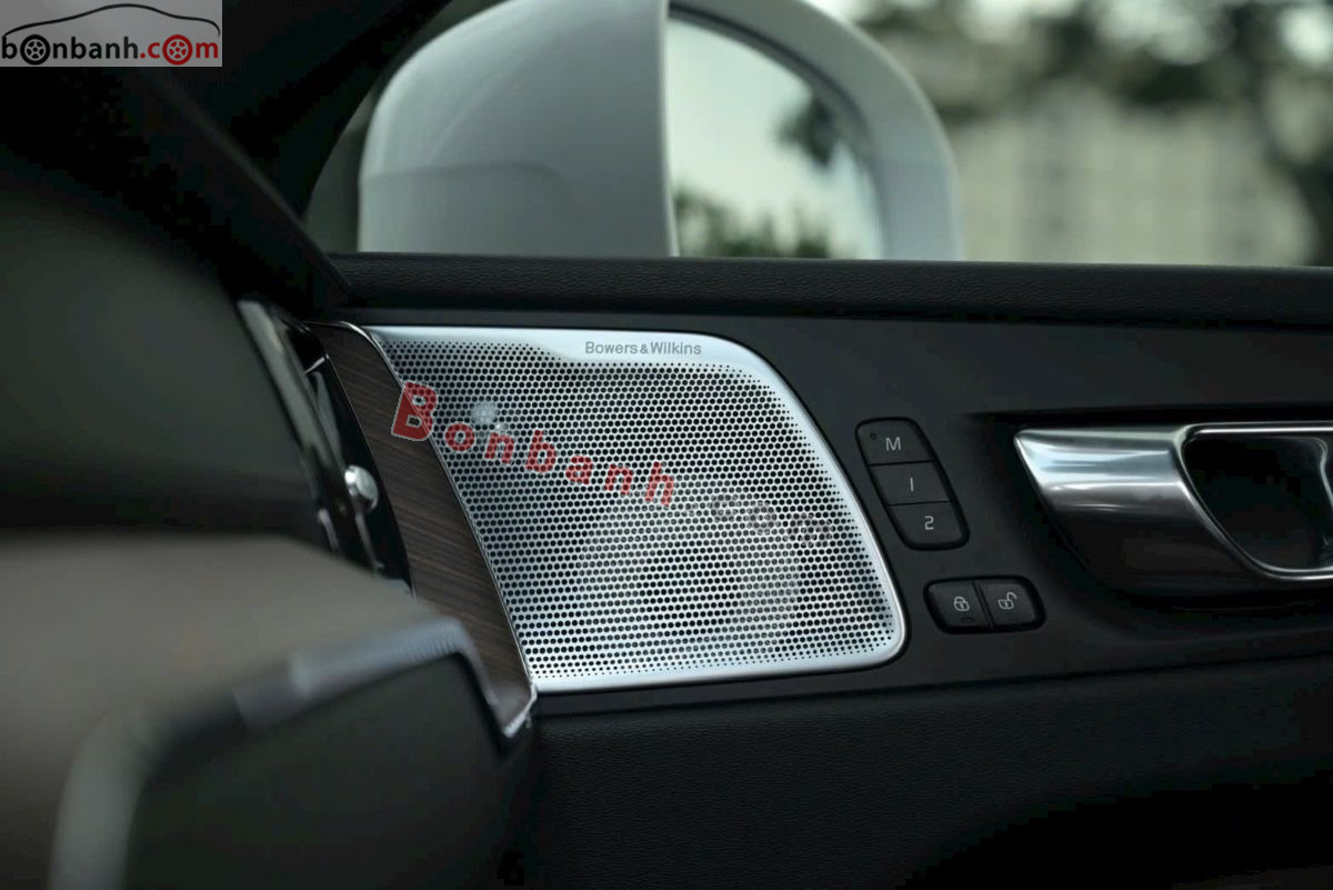 Bán ô tô Volvo XC60 Recharge Ultimate T8 AWD - 2023 - xe cũ