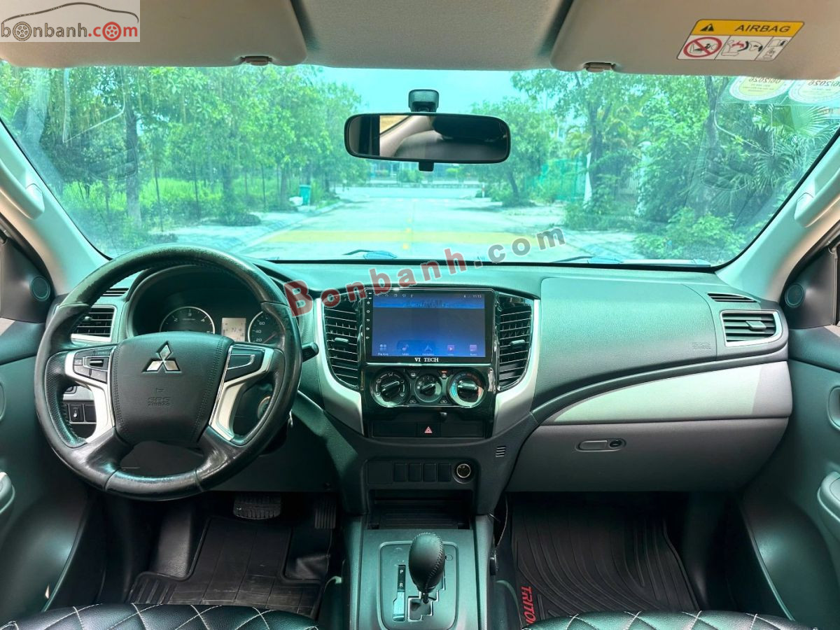 Bán ô tô Mitsubishi Triton 4x2 AT - 2019 - xe cũ