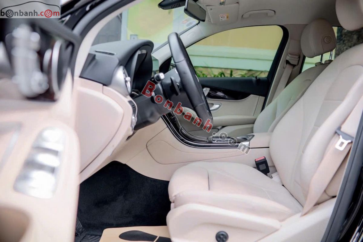 Bán ô tô Mercedes Benz GLC 200 - 2021 - xe cũ