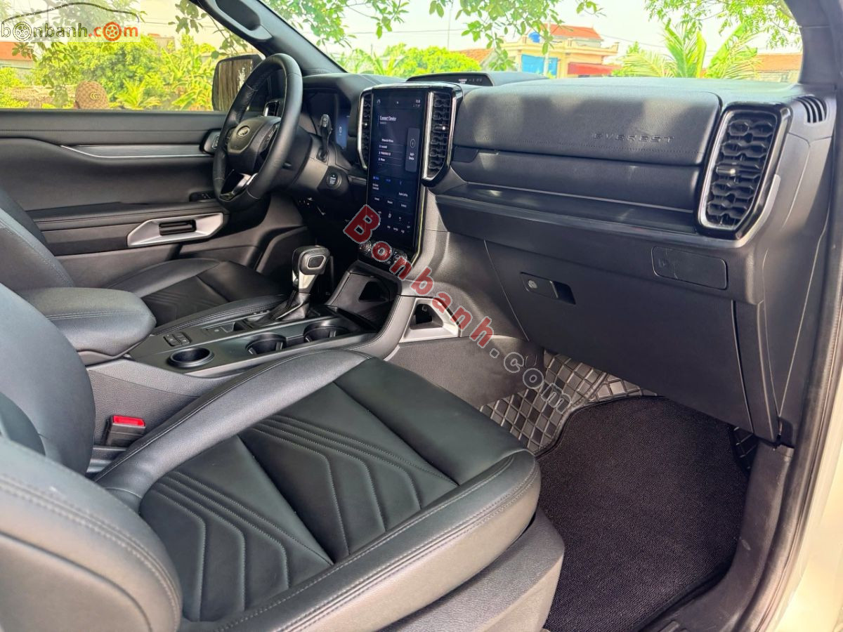 Bán ô tô Ford Everest Titanium 2.0L 4x2 AT - 2022 - xe cũ