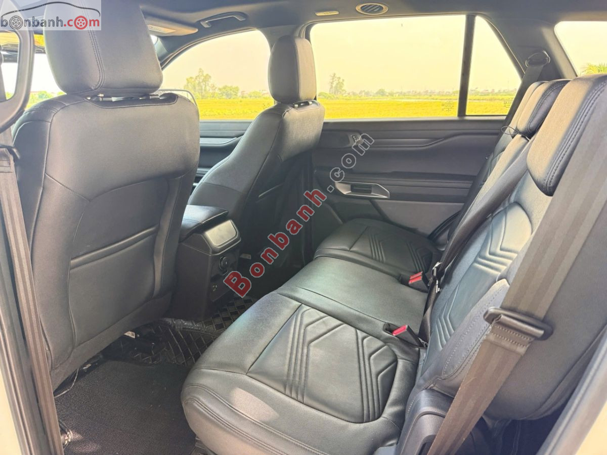 Bán ô tô Ford Everest Titanium 2.0L 4x2 AT - 2022 - xe cũ
