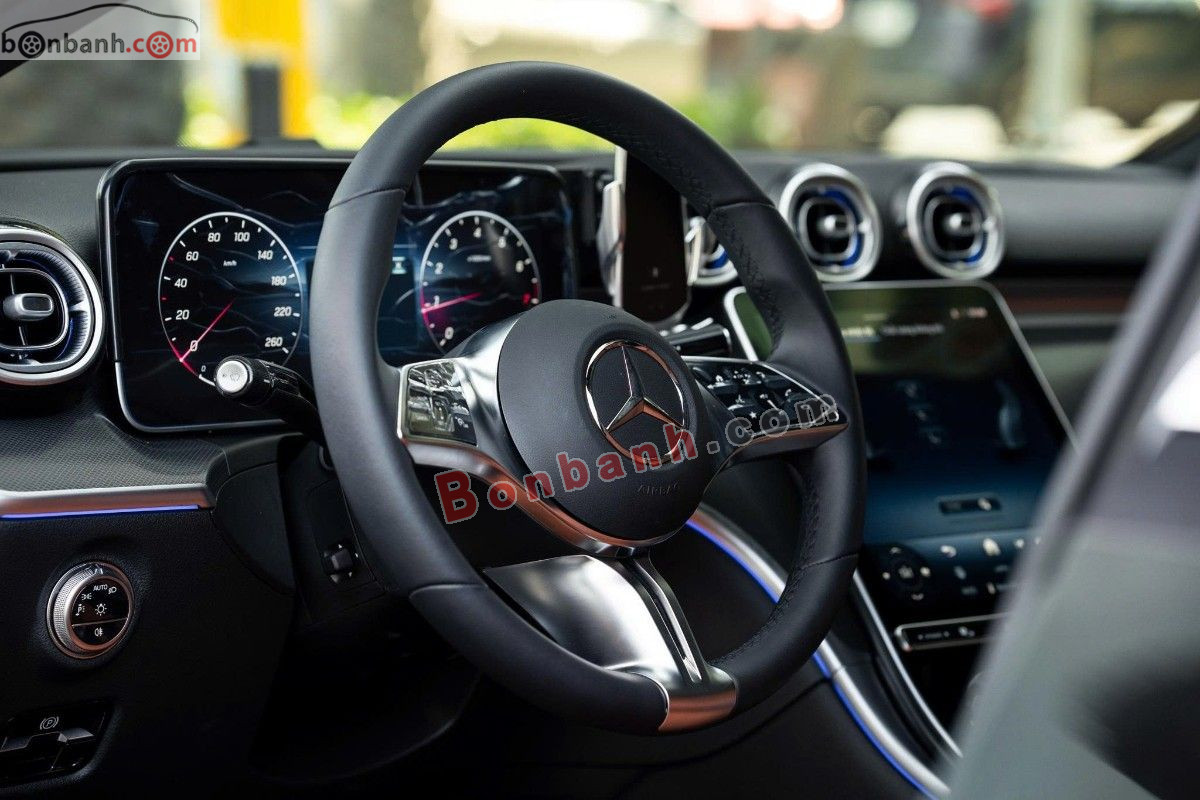 Bán ô tô Mercedes Benz C class C200 Avantgarde - 2025 - xe cũ