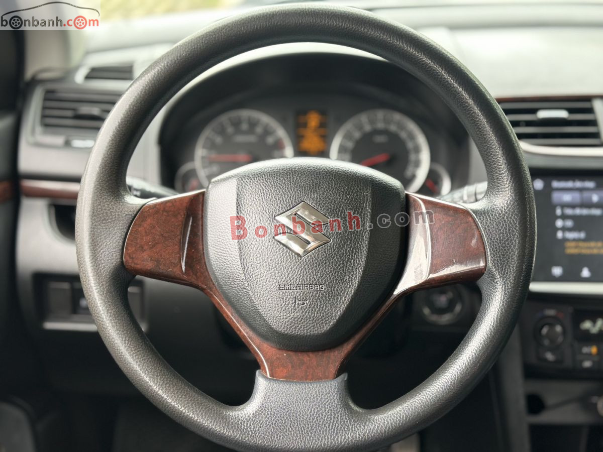 Bán ô tô Suzuki Swift 1.4 AT - 2014 - xe cũ