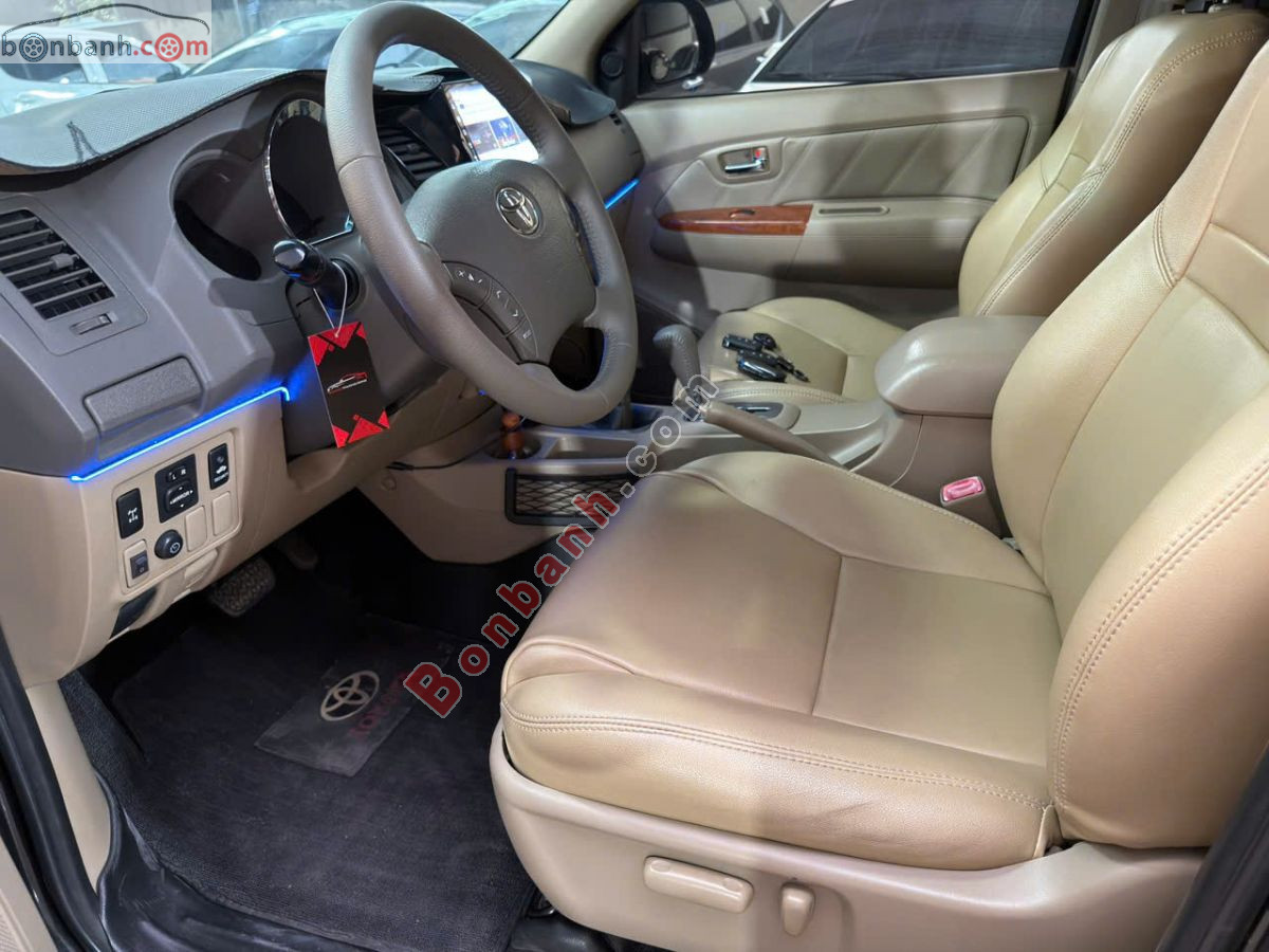 Bán ô tô Toyota Fortuner 2.7V 4x4 AT - 2010 - xe cũ