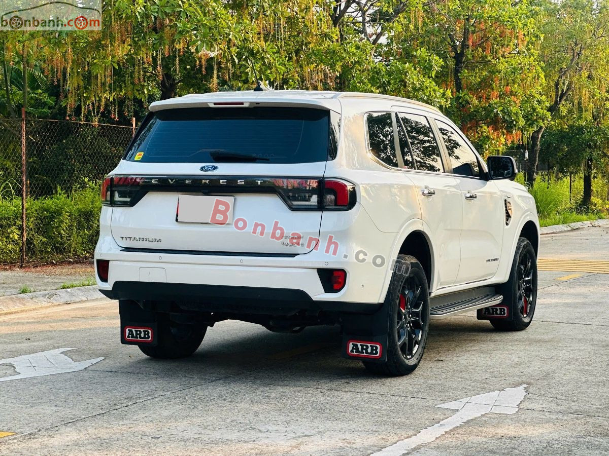 Bán ô tô Ford Everest Titanium Plus 2.0L 4x4 AT - 2023 - xe cũ
