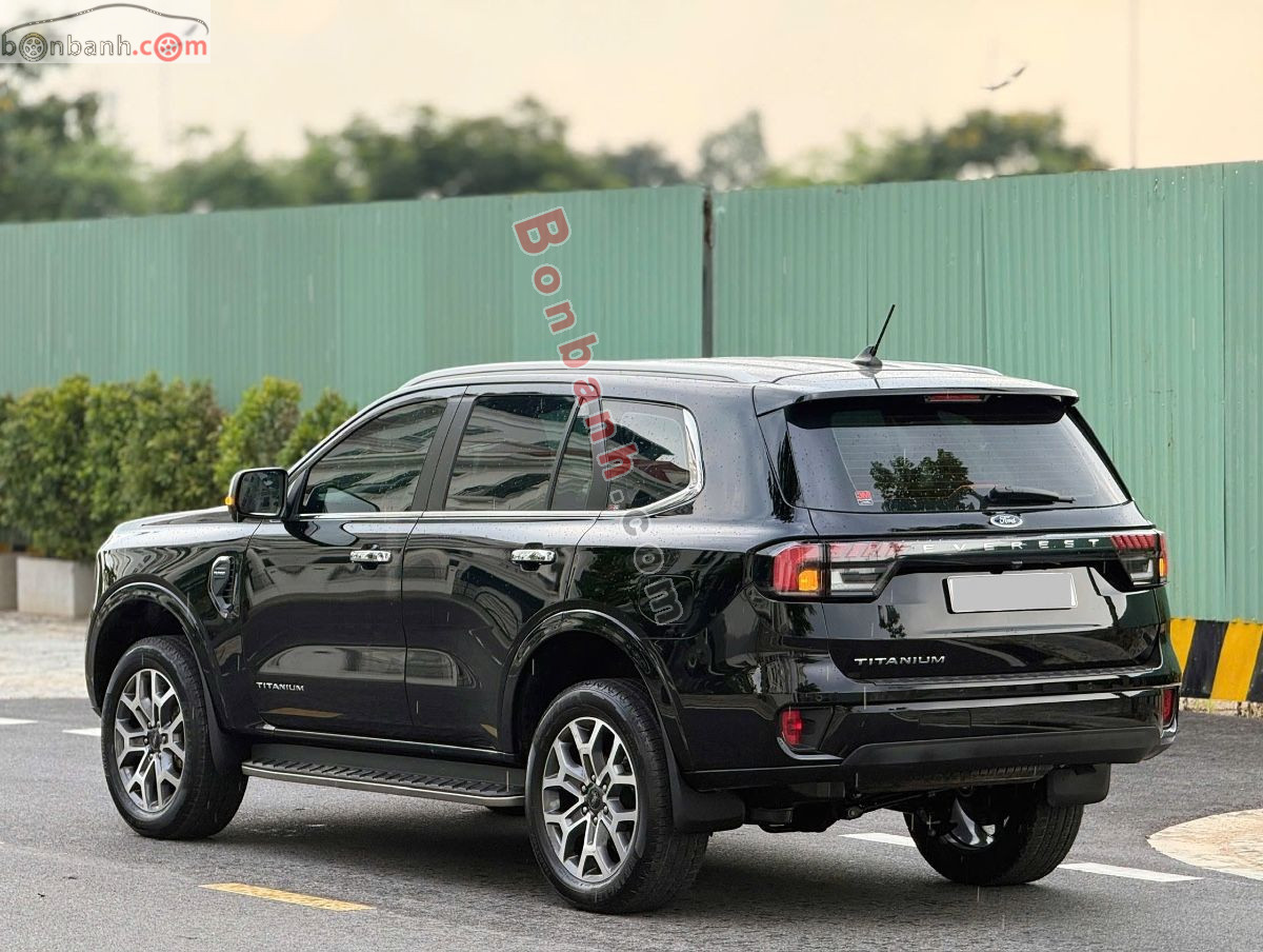 Bán ô tô Ford Everest Titanium 2.0L 4x2 AT - 2023 - xe cũ