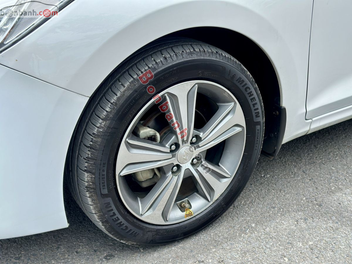Bán ô tô Hyundai Accent 1.4 AT Đặc Biệt - 2020 - xe cũ
