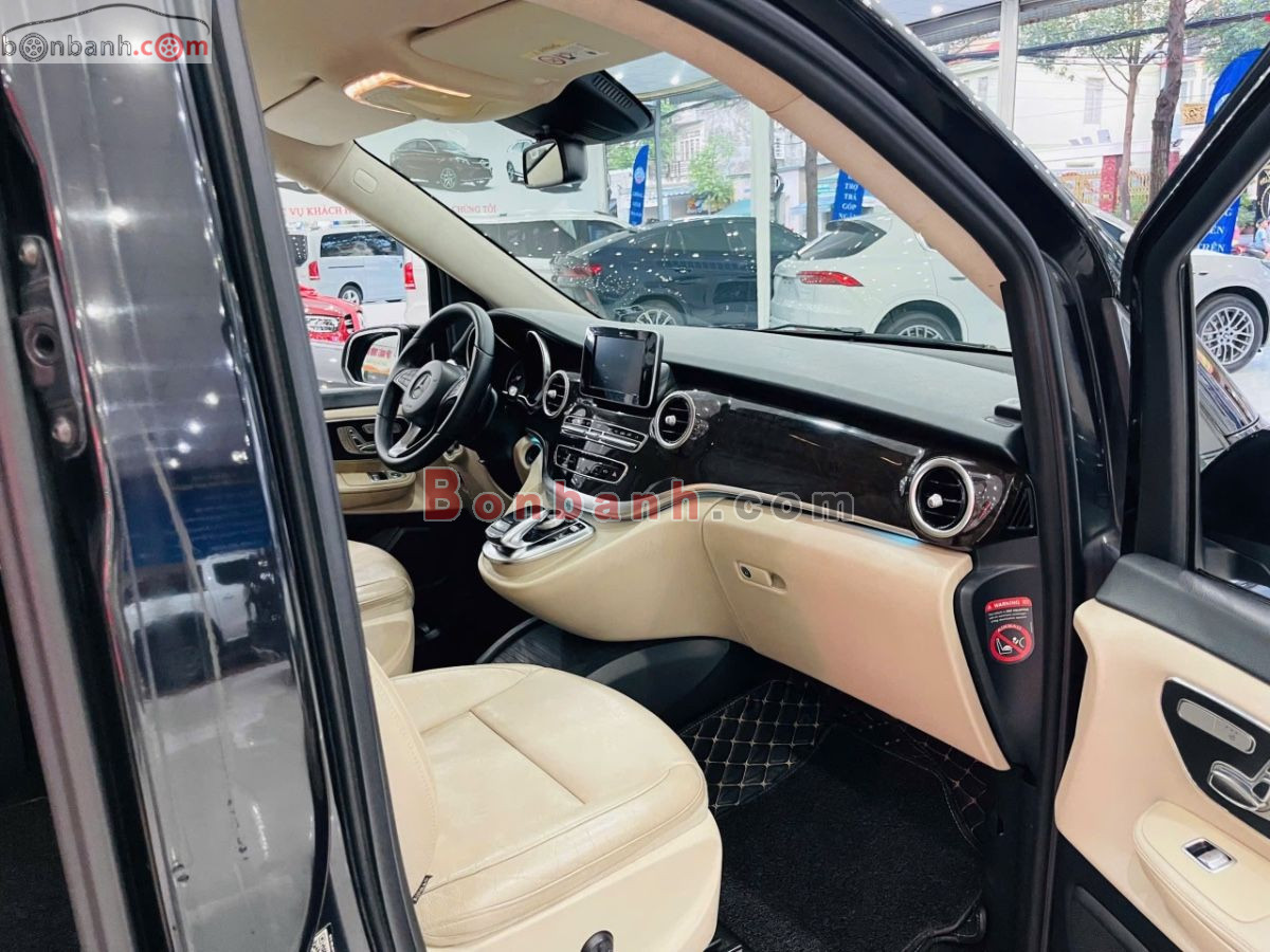 Bán ô tô Mercedes Benz V class V220d CDI - 2015 - xe cũ